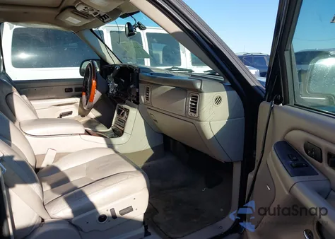 2005 Cadillac Escalade Standard from USA, damaged, VIN 1GYEK63N25R248709